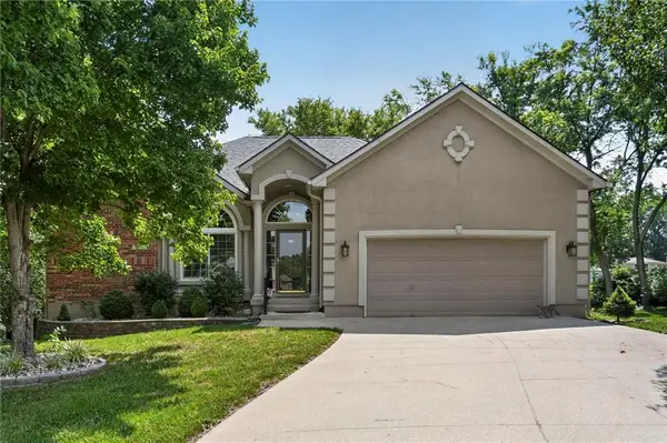 1827 S Jones Court, Independence, MO 64057