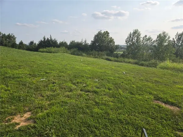 2511 Riverview Drive, Riverside, MO 64150