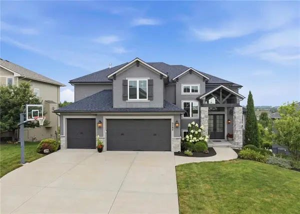 9784 Houston Street, Lenexa, KS 66227