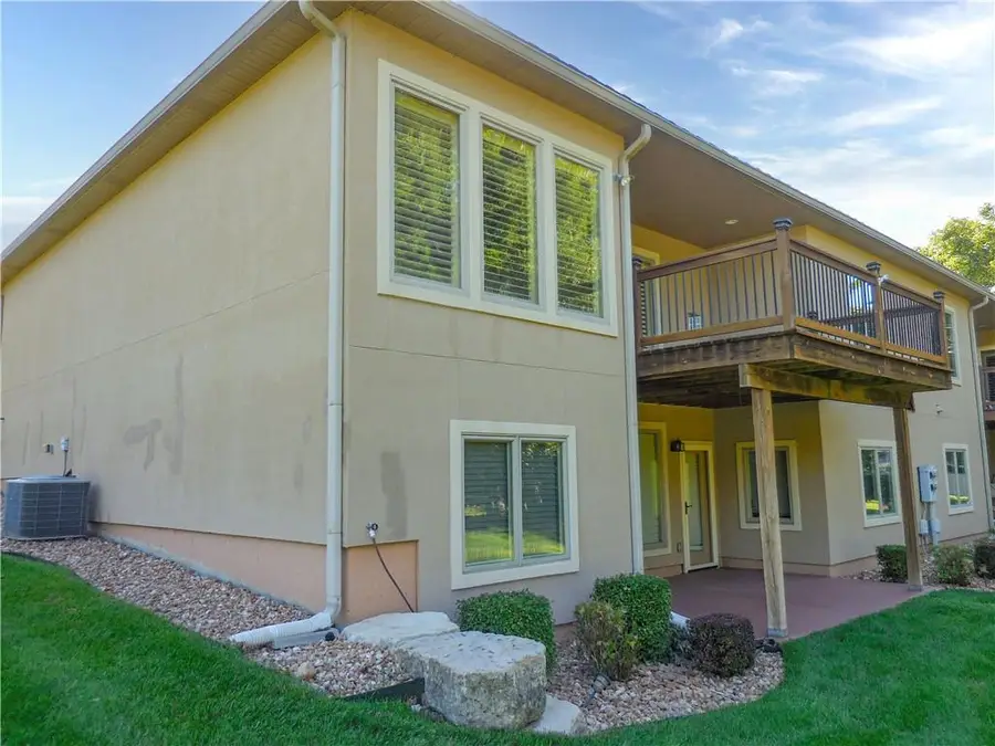 4102 NE Chapel Manor Court, Lees Summit, MO 64064 - #3