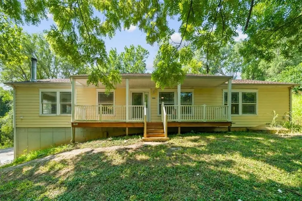 7941 Parkview Avenue, Kansas City, KS 66109 - #1