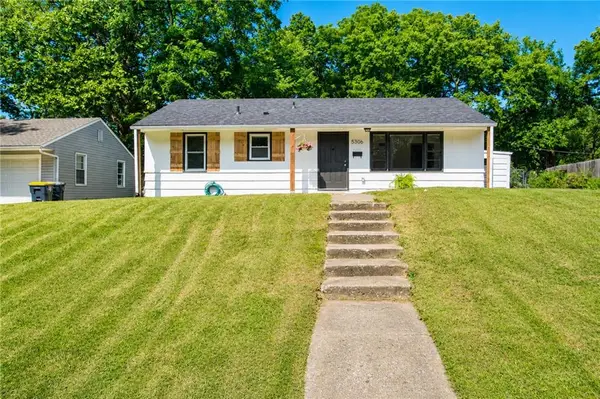 5306 N Garfield Avenue, Kansas City, MO 64118