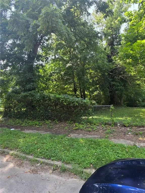 1820 Lawn Avenue, Kansas City, MO 64127 - #1
