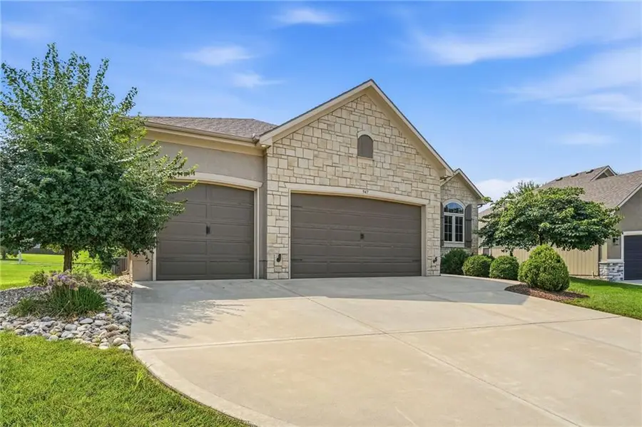 947 Birsay Court, Raymore, MO 64083 - #2