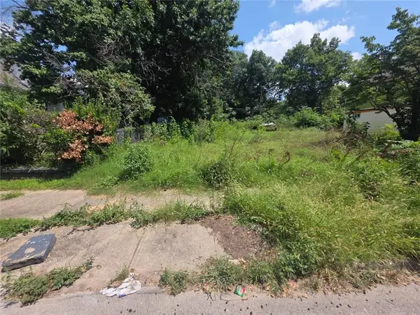 3023 Denver Avenue, Kansas City, MO 64128