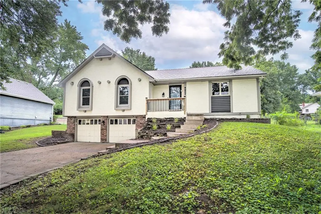 9927 N Harrison Drive, Kansas City, MO 64155 - #1