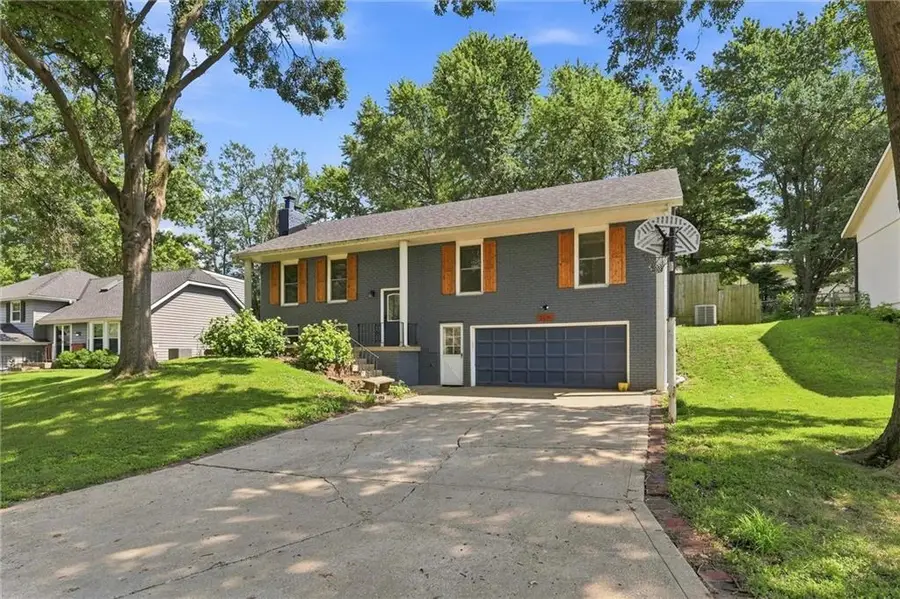 5519 NW Verlin Drive, Kansas City, MO 64152 - #2