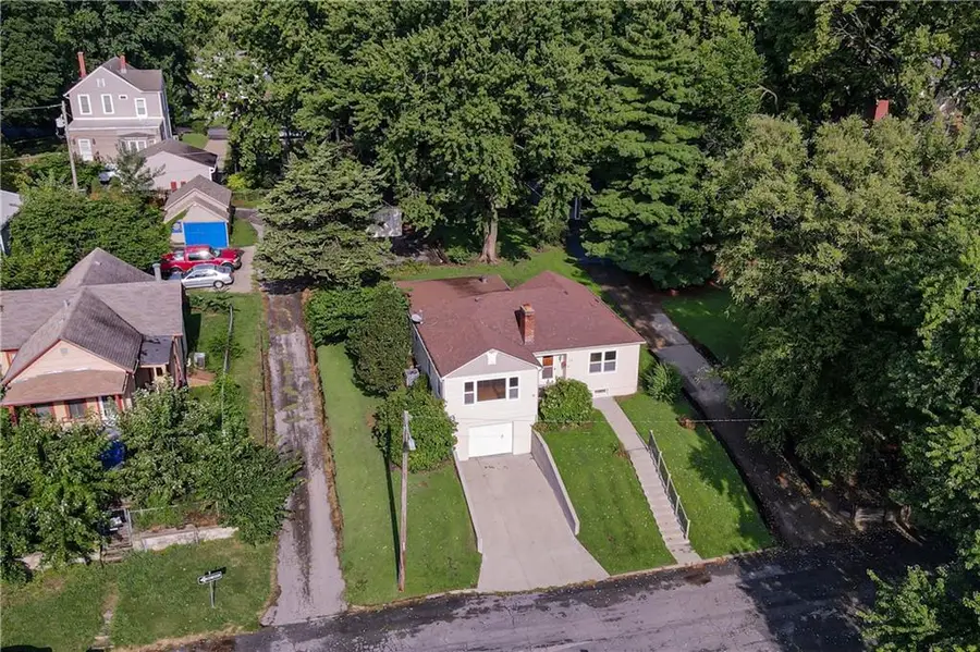 1336 6th Street, Leavenworth, KS 66048 - #3