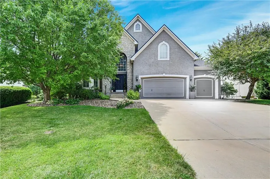11378 S Cook Street, Olathe, KS 66061 - #2