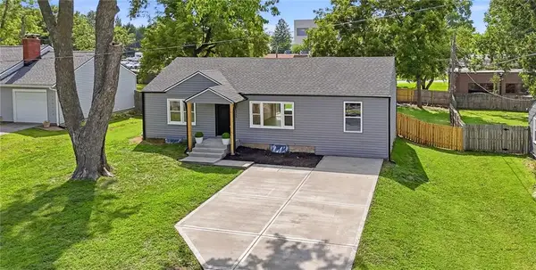 6346 Monrovia Street, Shawnee, KS 66216