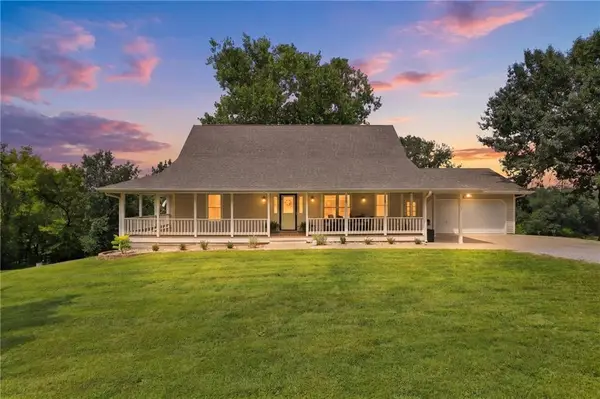7196 SE Snow Drive, Holt, MO 64048