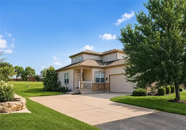 21871 W 116th Place, Olathe, KS 66061