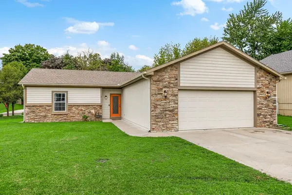 1 Platte Ridge Court, Edgerton, MO 64444