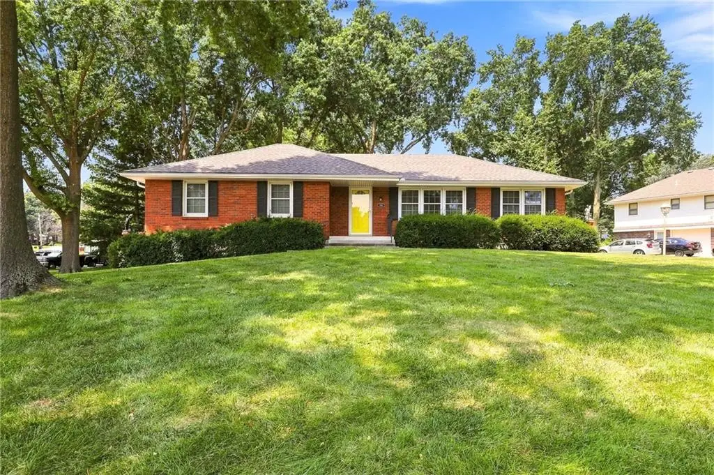1701 Willow Circle, Blue Springs, MO 64014 - #1