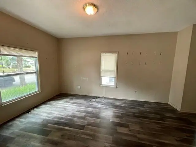 120 W Jefferson Street, Pittsburg, KS 66762 - #2