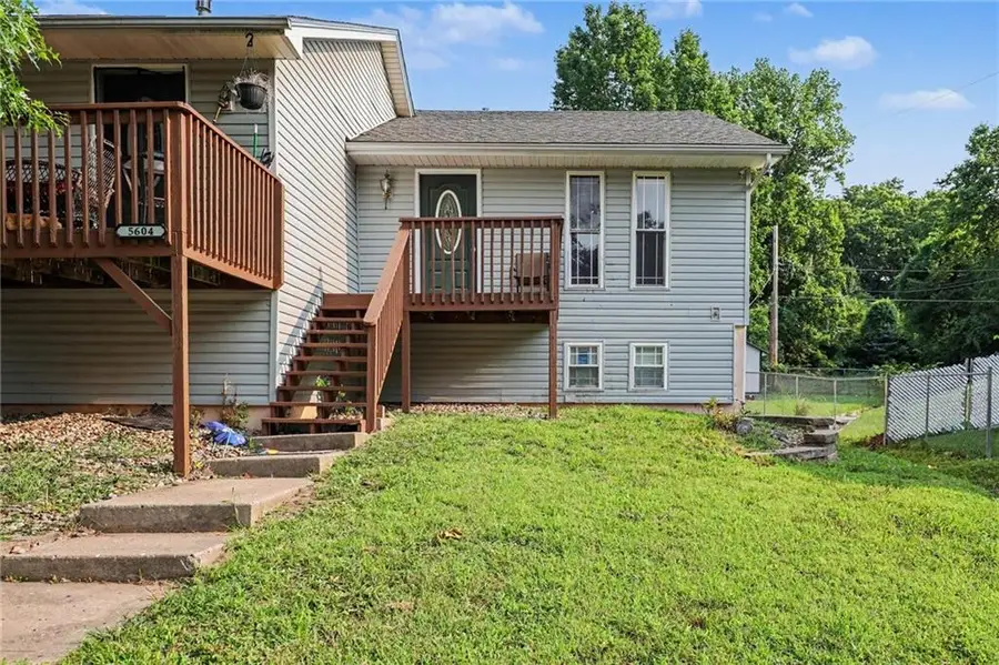5604 NE 50th Street, Kansas City, MO 64119 - #2