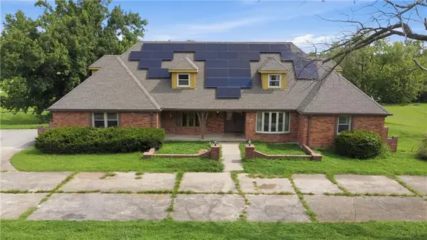 5423 Phelps Road, Kansas City, MO 64136