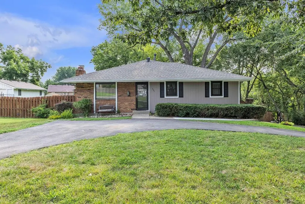 7001 N Highland Avenue, Kansas City, MO 64118 - #1