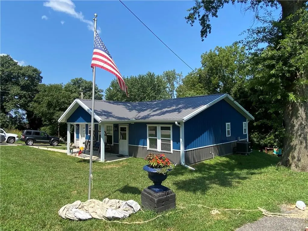 131 Tucker Street, Saint Joseph, MO 64504 - #1