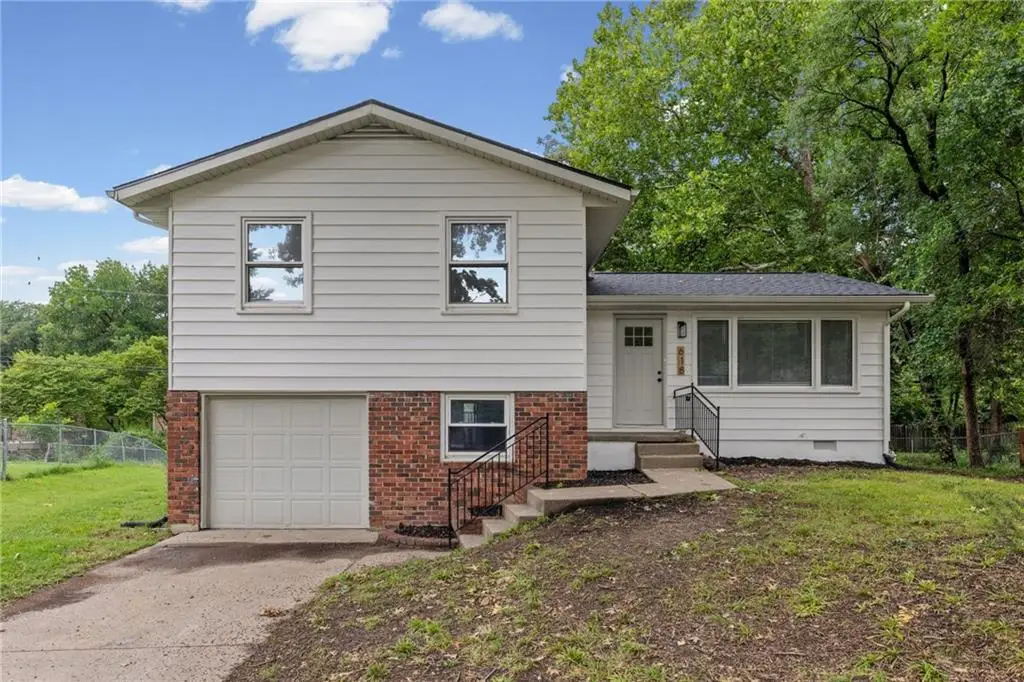 618 Saratoga Place, Lawrence, KS 66046 - #1