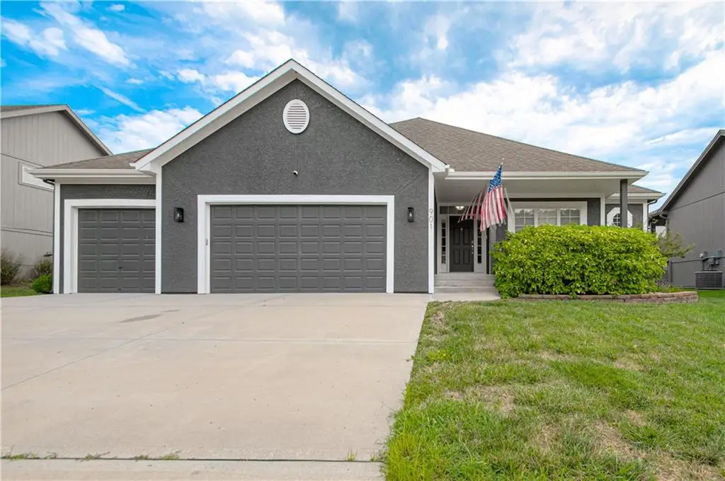 901 Chisam Road, Kearney, MO 64060 - #1