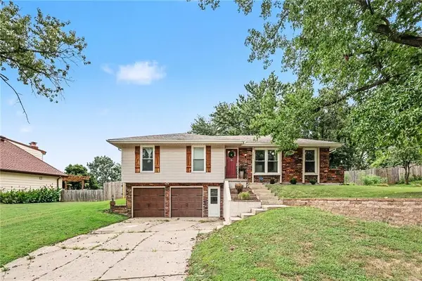7013 N Winan Avenue, Kansas City, MO 64152