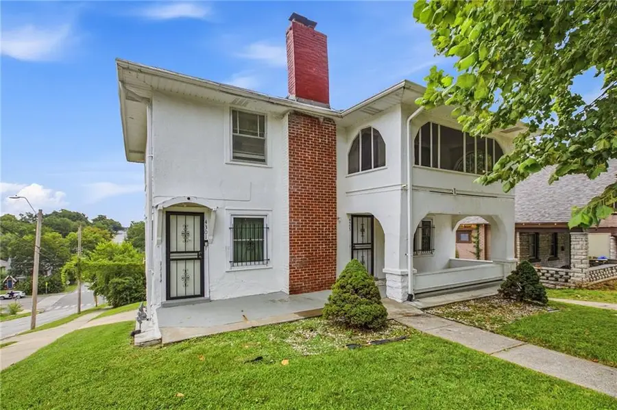 4301-4303 Virginia Avenue, Kansas City, MO 64110 - #2