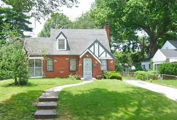 7240 Highland Avenue, Kansas City, MO 64131