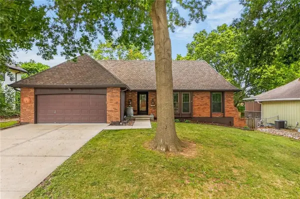 1120 NE 82nd Street, Kansas City, MO 64118