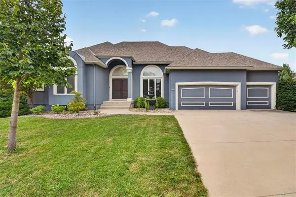 2612 SW Winterbrook Circle, Lee's Summit, MO 64081