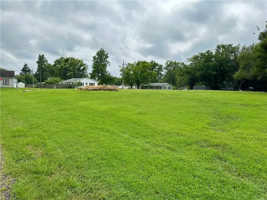 W 8th And Howenstein Street, Cameron, MO 64429 - #2