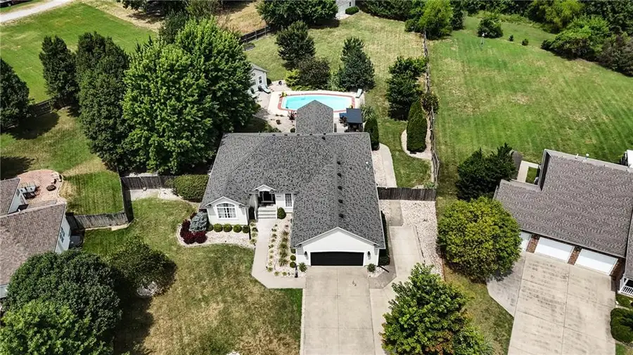 1203 Cedar Crest Drive, Pittsburg, KS 66762 - #3