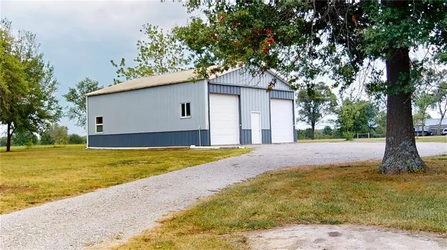 17165 S 1200 Road, Nevada, MO 64772 - #2