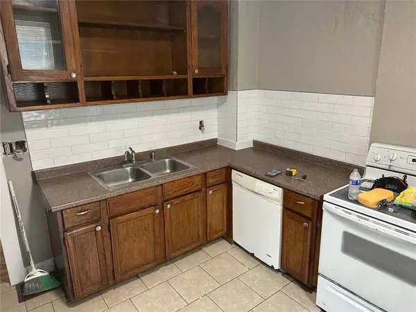 1708 Metropolitian Avenue, Kansas City, KS 66103