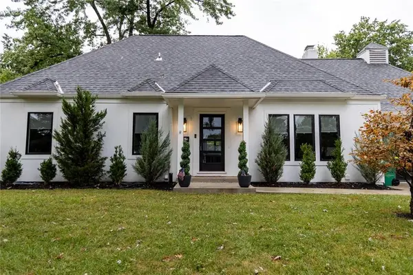 9738 Howe Drive, Overland Park, KS 66206