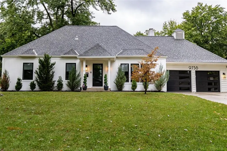 9738 Howe Drive, Overland Park, KS 66206 - #2