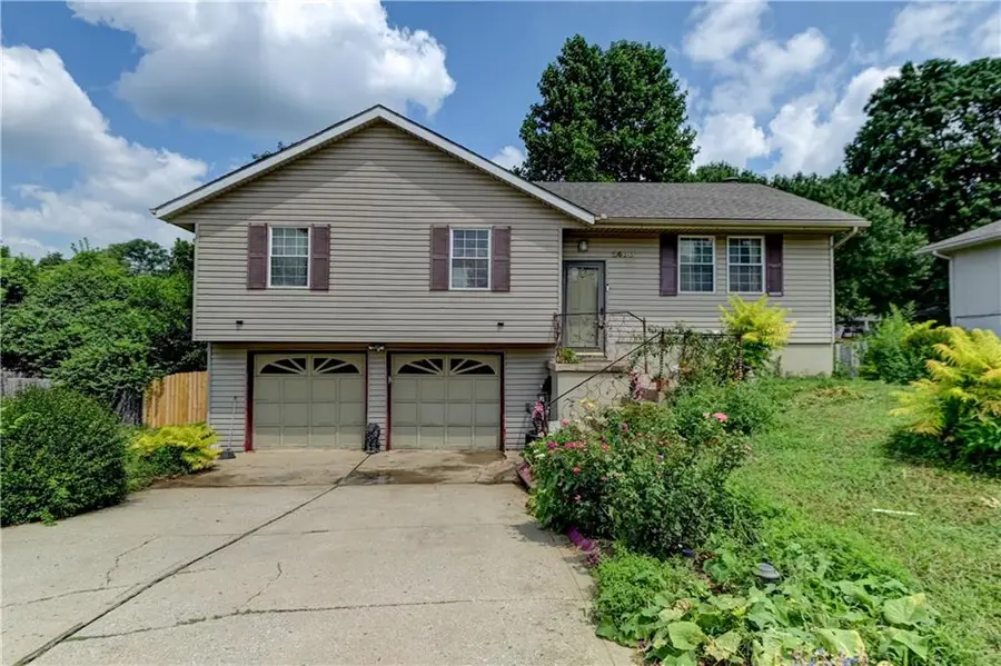 2400 NW 84th Terrace, Kansas City, MO 64154 - #2