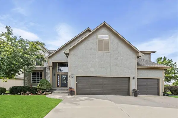 21719 W 99th Terrace, Lenexa, KS 66220