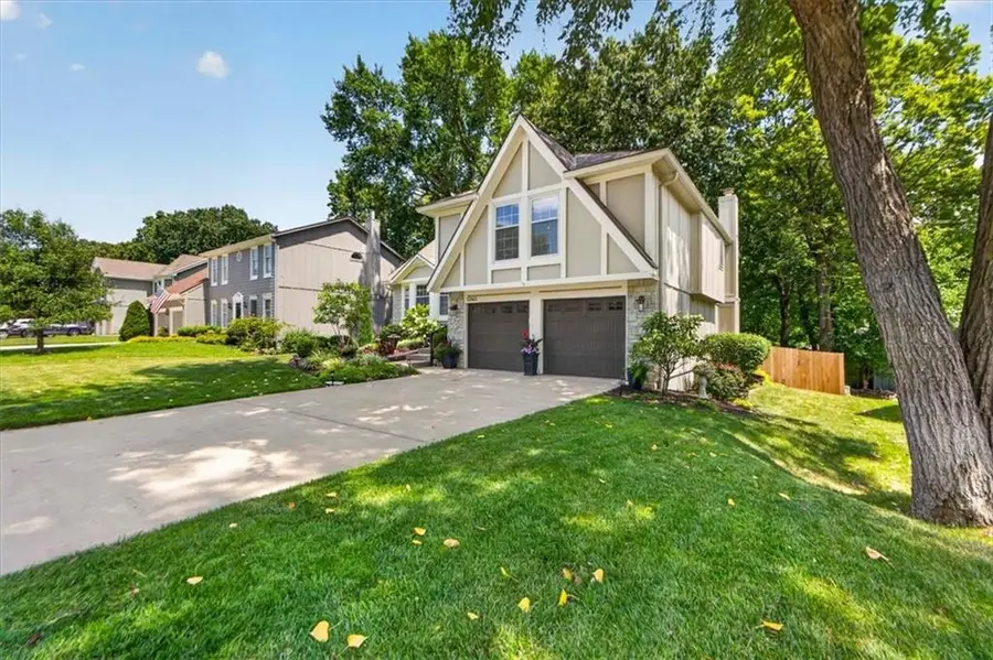 12165 S Alcan Street, Olathe, KS 66062 - #2