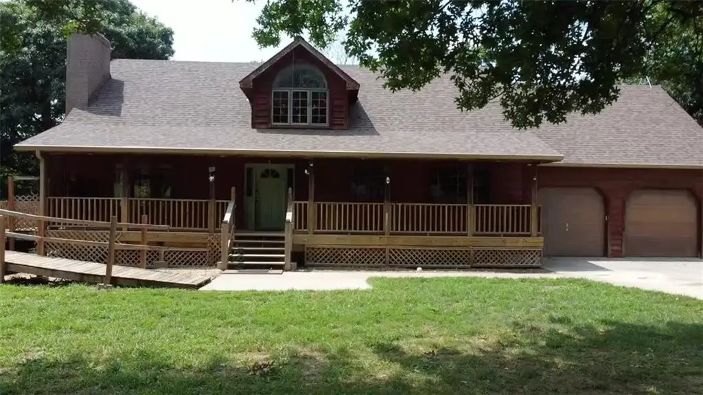 7935 Kiowa Road, Oskaloosa, KS 66066 - #1
