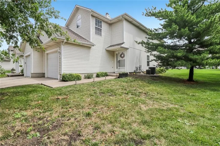 1347 SE Broadway Circle, Lees Summit, MO 64081 - #3