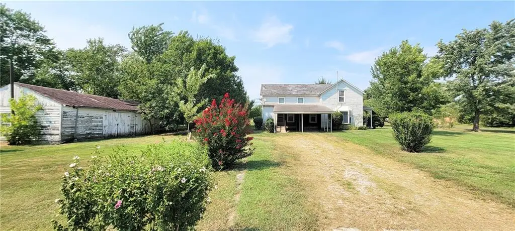 302 E Spruce Street, Redfield, KS 66769 - #1