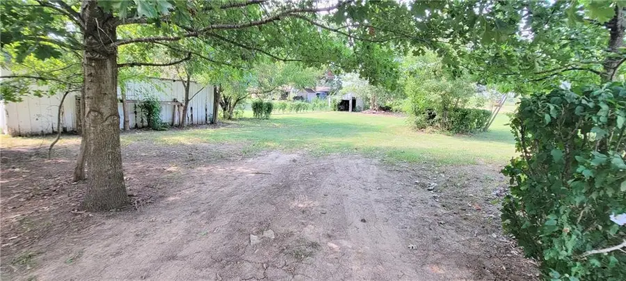 302 E Spruce Street, Redfield, KS 66769 - #3