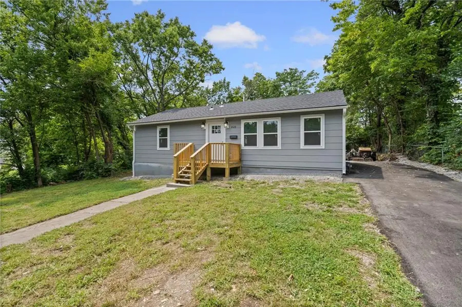 8428 Flora Avenue, Kansas City, MO 64131 - #3