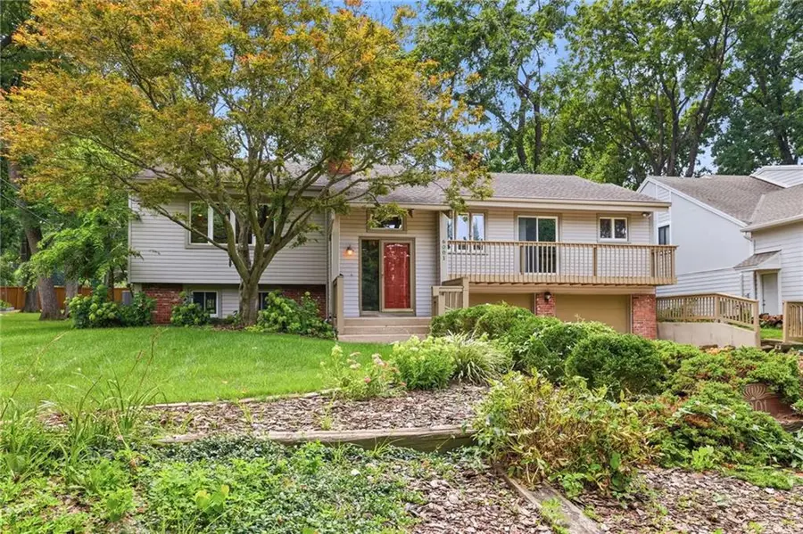 6001 W 68th Street, Overland Park, KS 66204 - #3