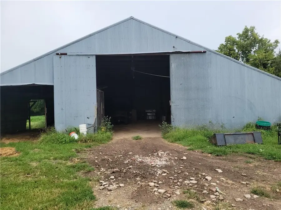 809 N Western Avenue, Girard, KS 66743 - #2