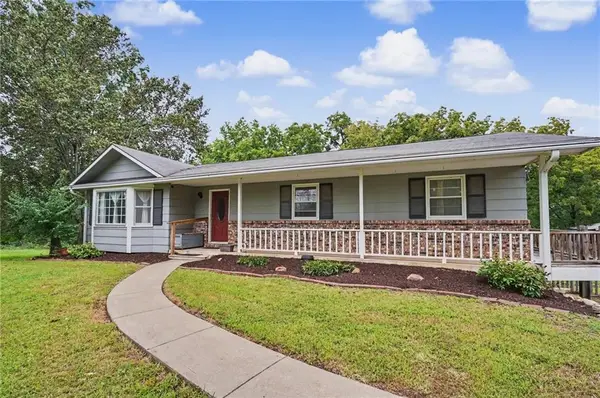 1548 N 1000 Road, Lawrence, KS 66046
