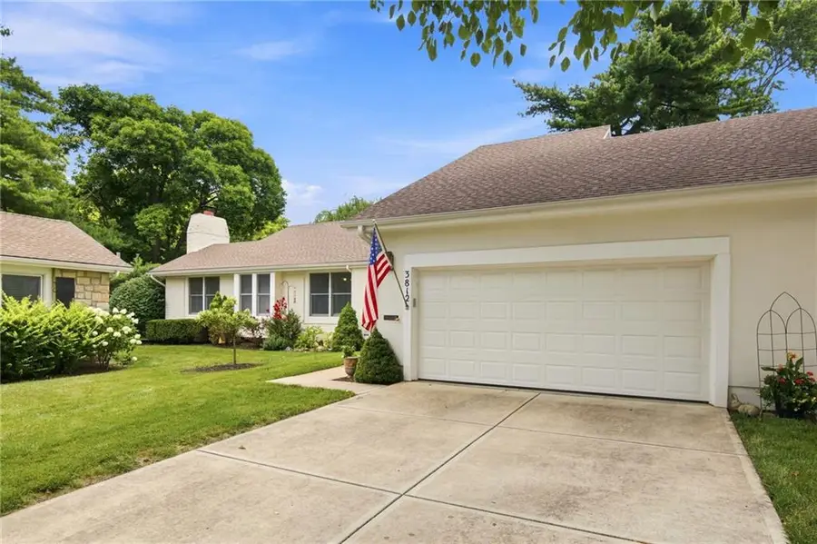 3812 W 79th Terrace, Prairie Village, KS 66208 - #3
