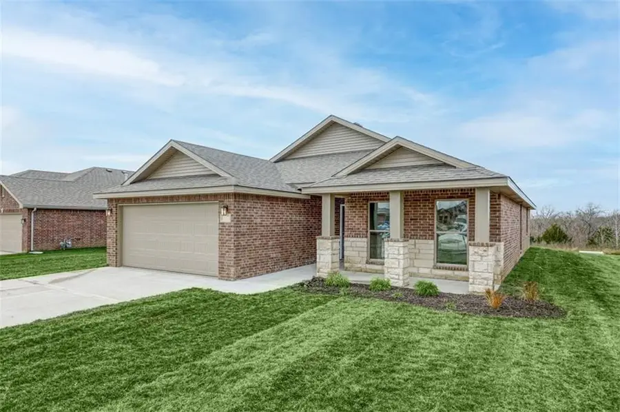 12936 Sewell Avenue, Kansas City, KS 66109 - #2