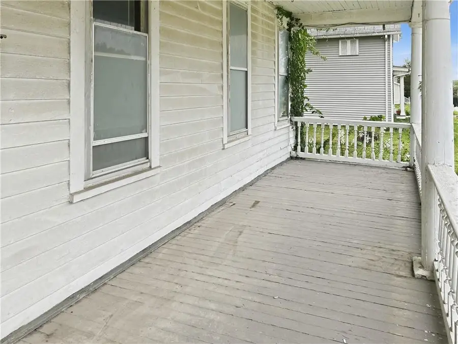 605 W Peoria Street, Paola, KS 66071 - #3